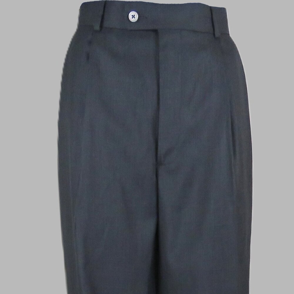 NWT Axist Men's Charcoal Dress Pants No Iron Pleated Cuffed Size 36X32 (C1971)